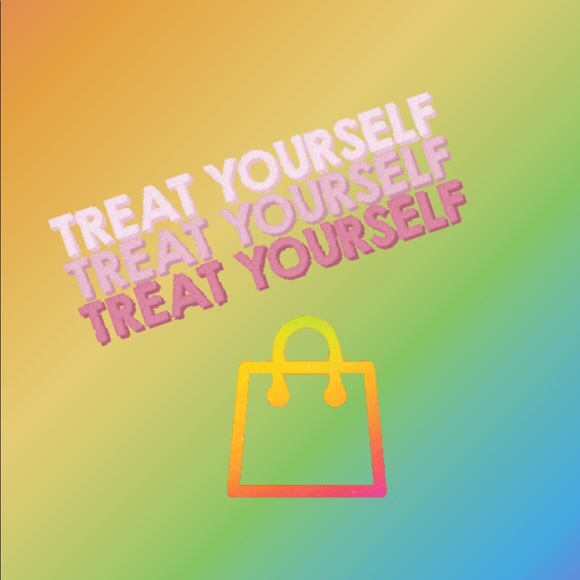 Meet your Posher, Cara - Picture 2 of 5